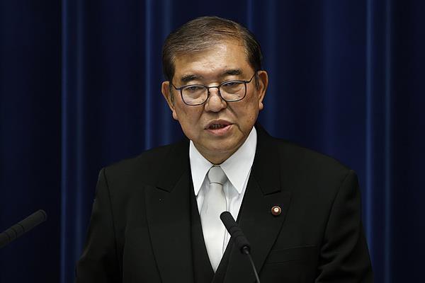 环球策路 日本民调显示石破内阁支持率跌至新低